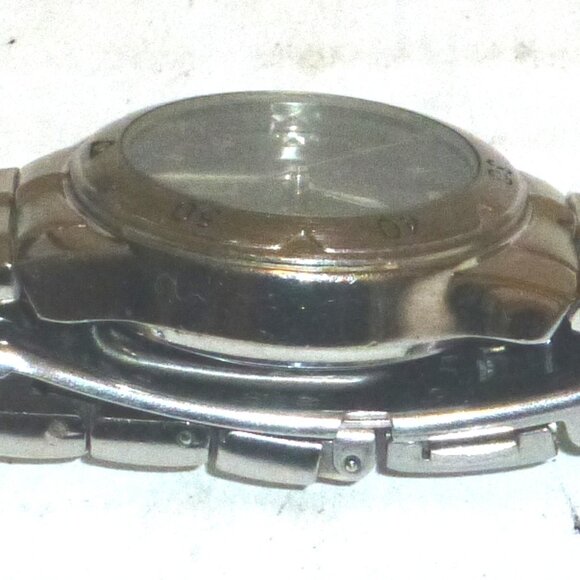 Pierre Cardin VPC4347WB Women's Analog Quartz Silver Tone Wristwatch UNTESTED - Picture 10 of 14